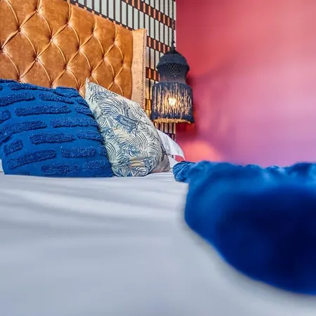New! Gray's Getaway - Exquisite * ويتبي